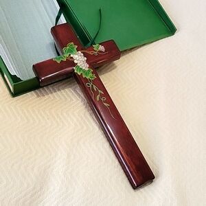 Vintage Livingwood Living Wood Handmade and Painted Lacquered Cross